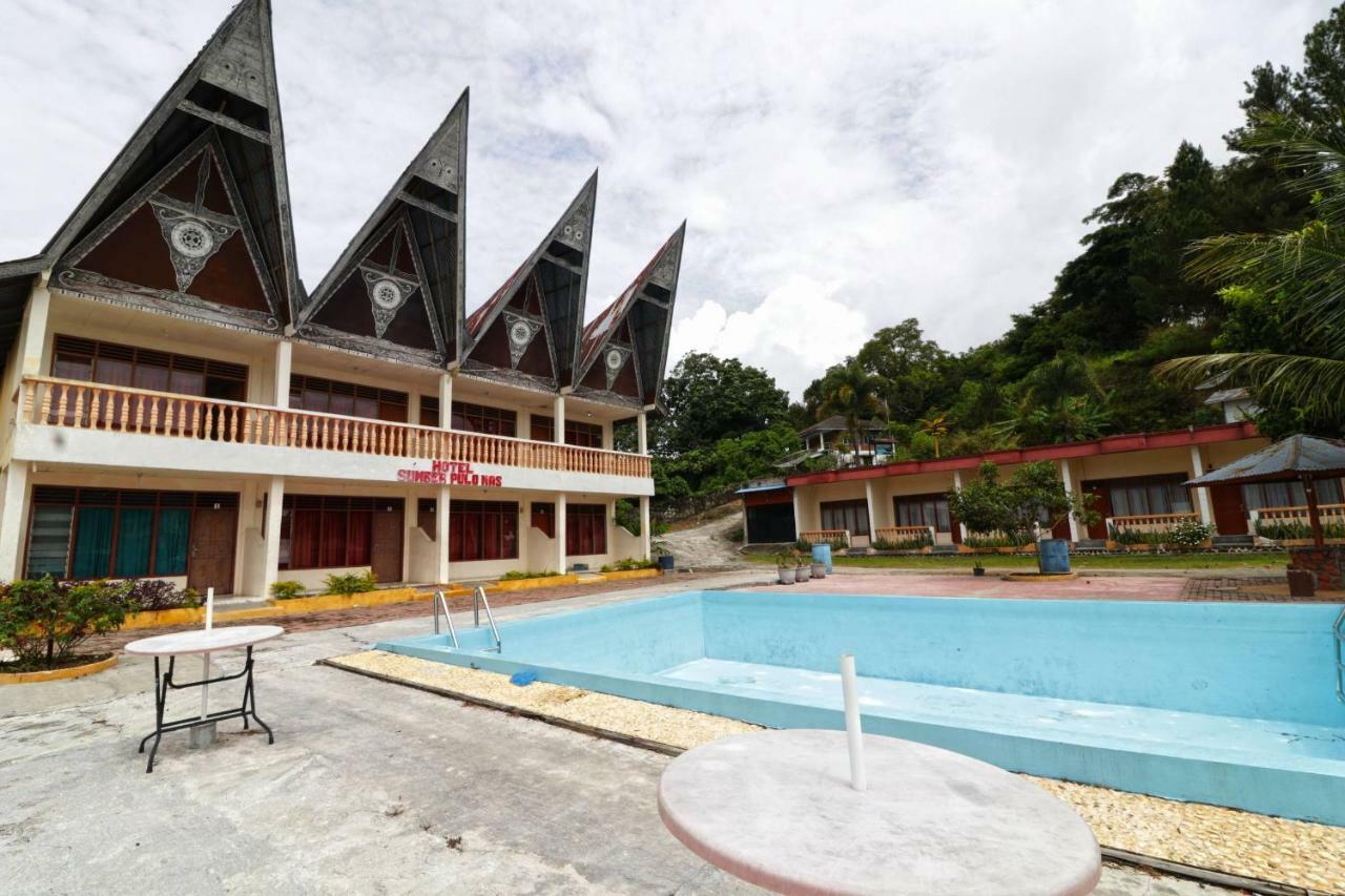 Hotel Sumber Pulo Mas Ambarita Exterior photo